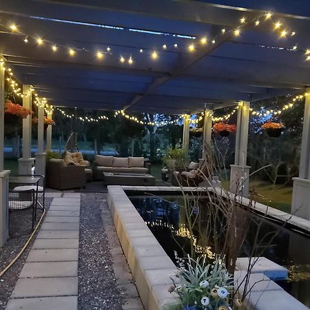 The Walnut Grove Bnb Harrow Zewnętrze zdjęcie